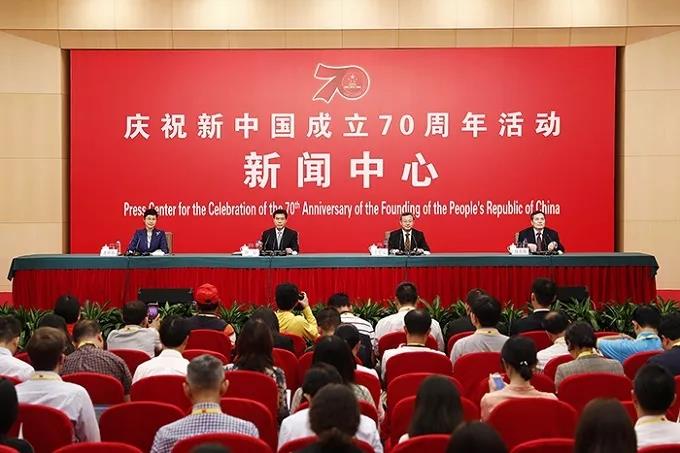 鐘部長(zhǎng)談第二節(jié)進(jìn)博會(huì)：規(guī)模更大、質(zhì)量更高、活動(dòng)更豐富